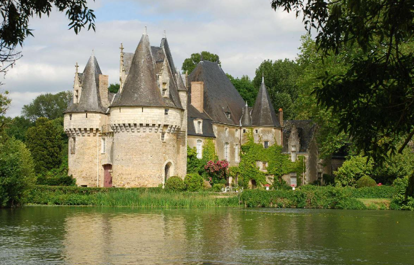 Château de Bazouges, France